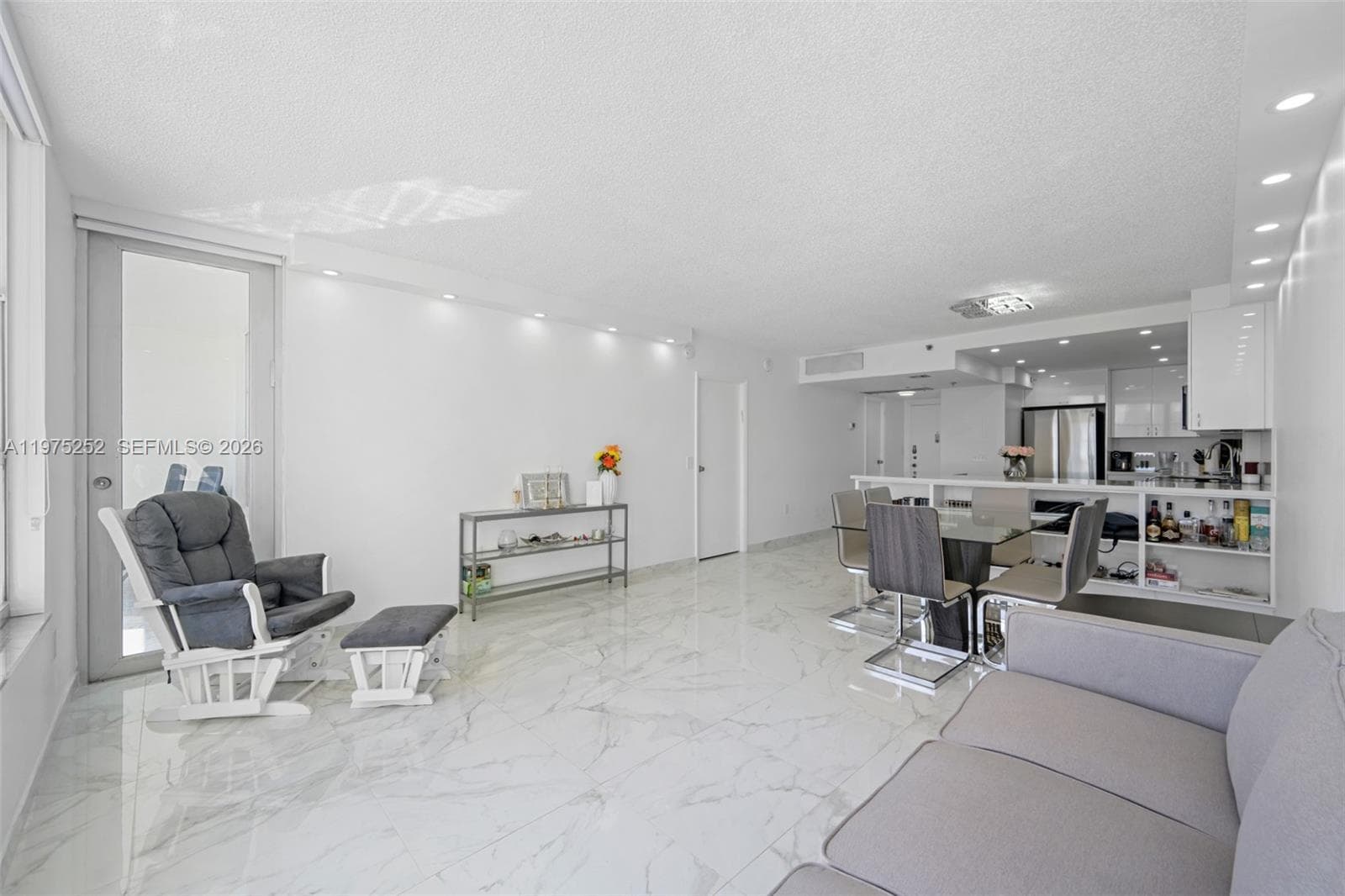 4101 Pine Tree Dr # 919, Miami Beach, FL 33140 photo 5