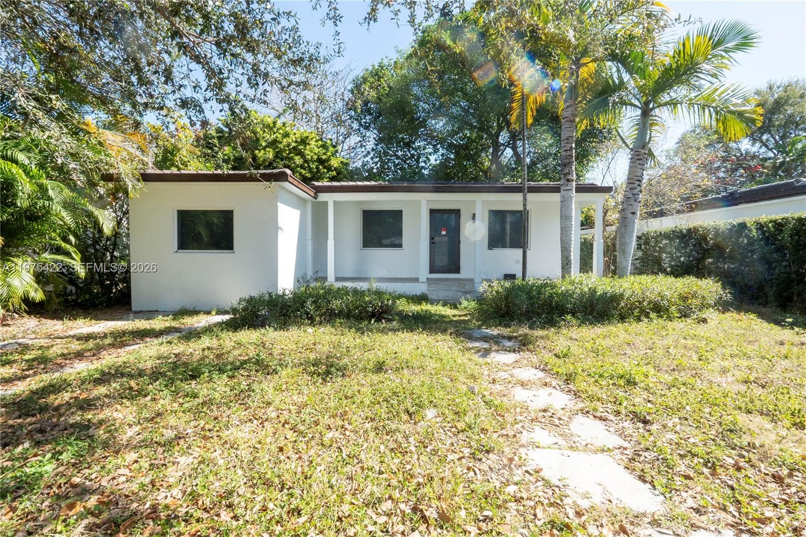 905 Tangier St, Coral Gables, FL 33134 photo 2