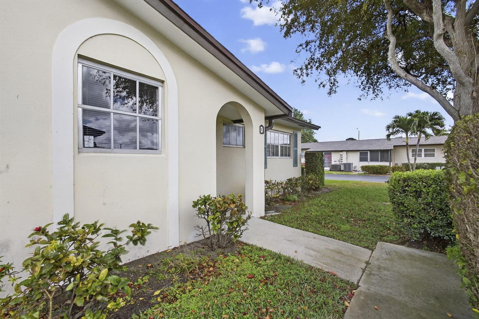 2960 Ashley Drive E # D, West Palm Beach, FL 33415 photo 2
