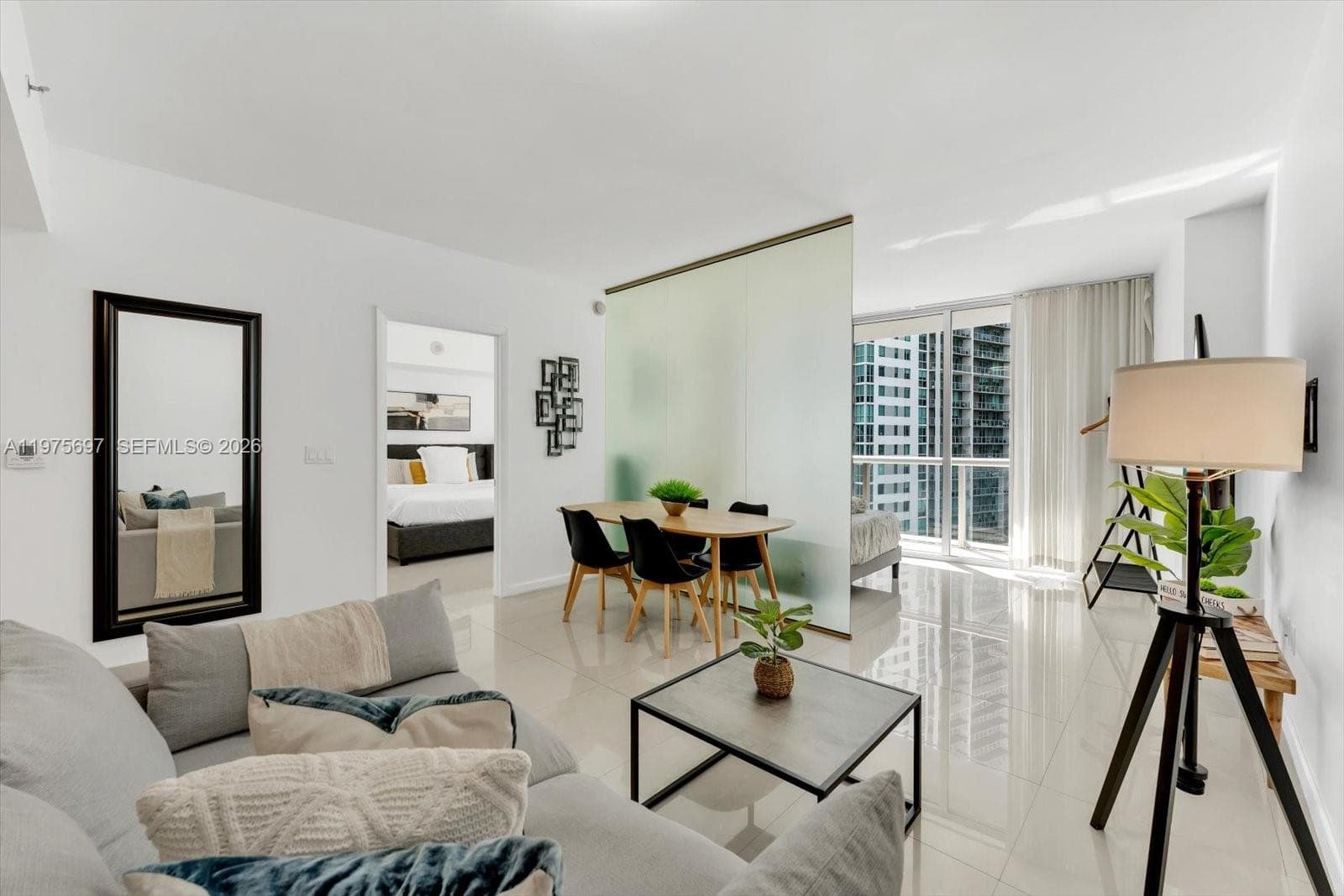 485 Brickell Ave # 1807, Miami, FL 33131 photo 5