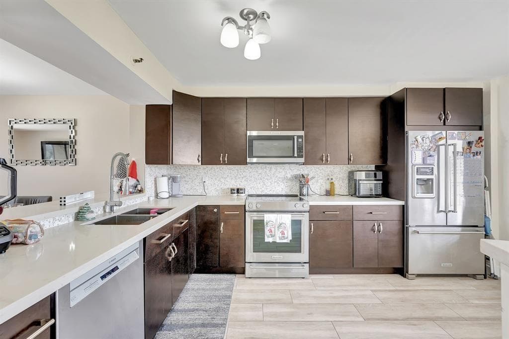 2200 S Cypress Bend Drive # 905, Pompano Beach, FL 33069 photo 2