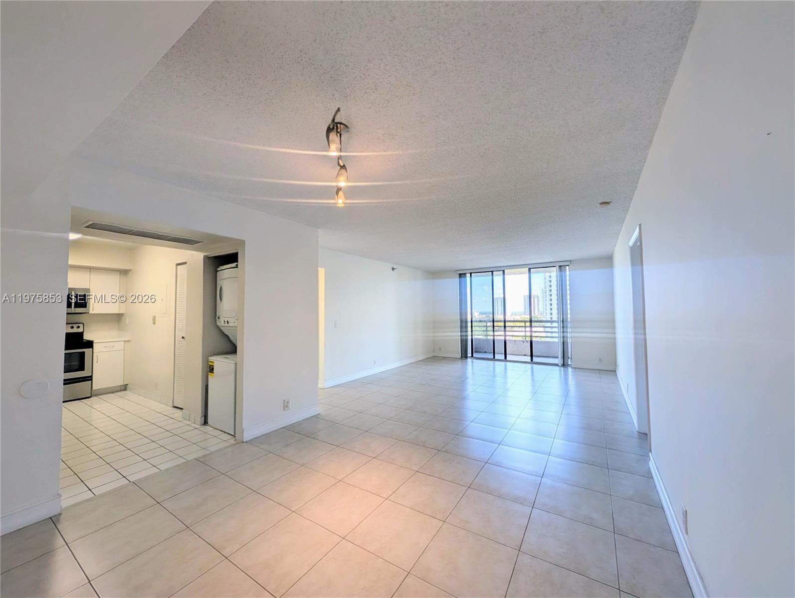 3300 NE 191st St # 1208, Aventura, FL 33180 photo 2