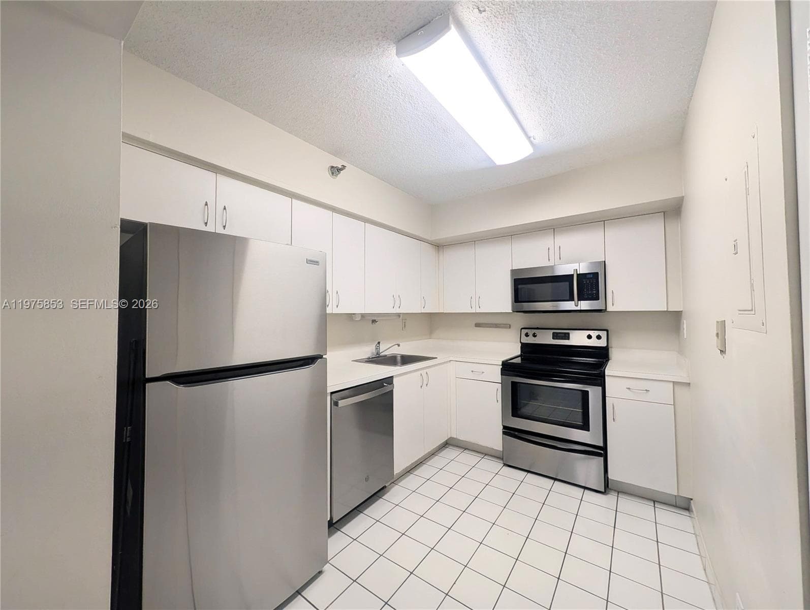 3300 NE 191st St # 1208, Aventura, FL 33180 photo 3