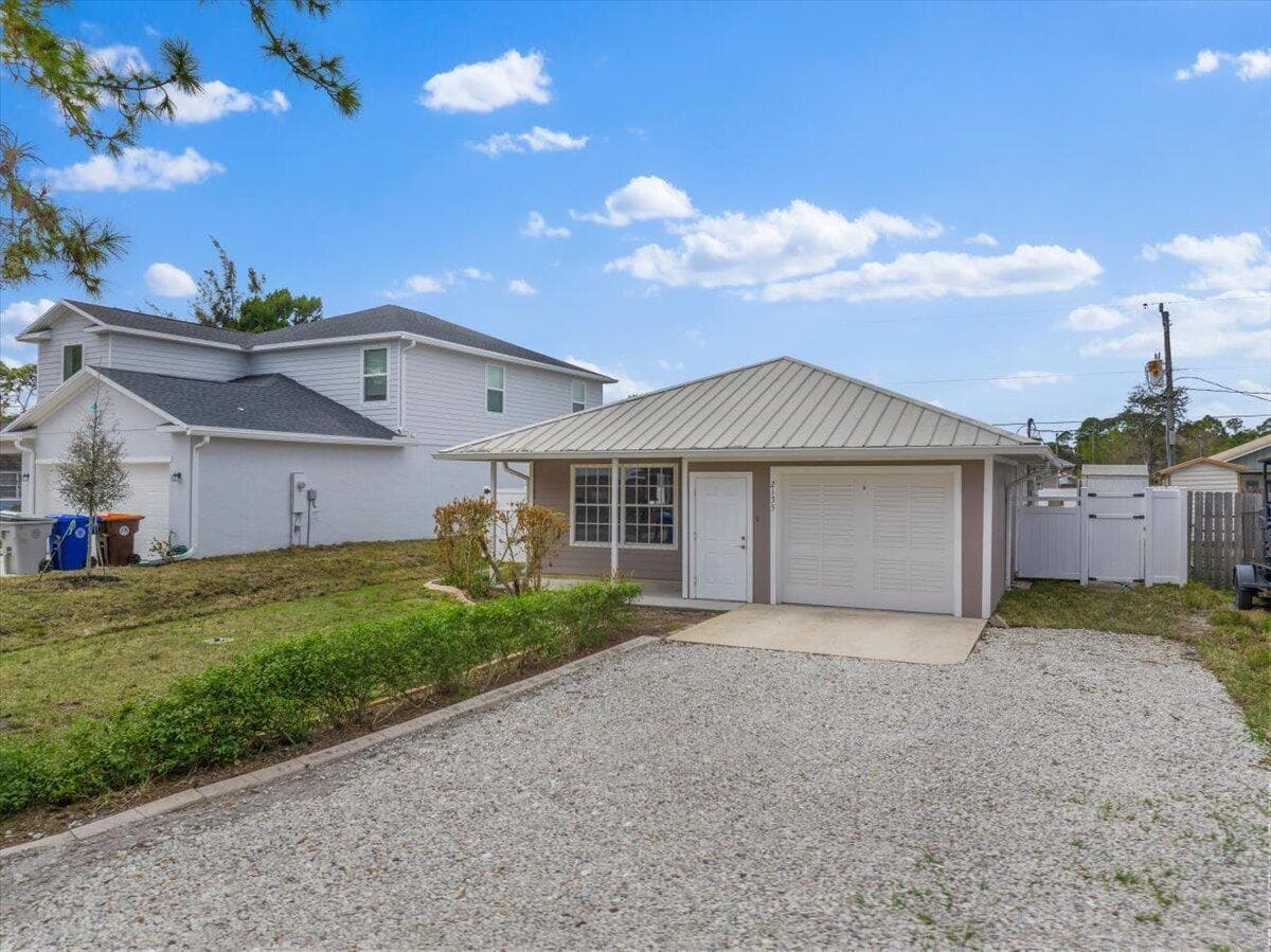 2135 87th Avenue, Vero Beach, FL 32966 photo 3