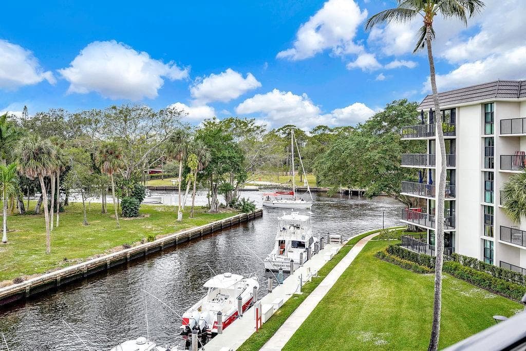 1350 River Reach Drive # 401, Fort Lauderdale, FL 33315 photo 2