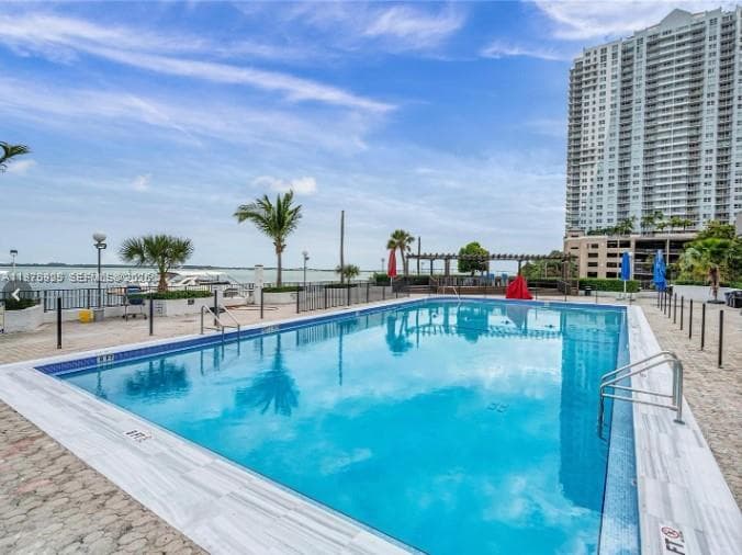 999 Brickell Bay Dr # 2007, Miami, FL 33131 photo 2