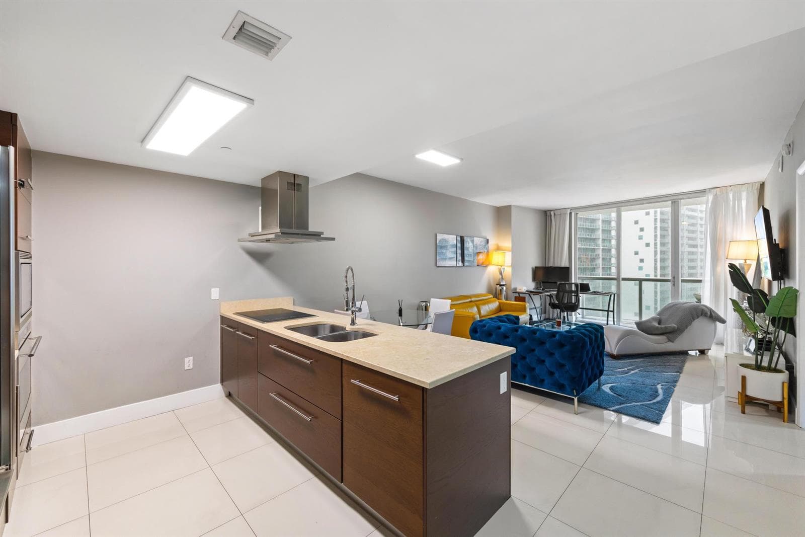 485 Brickell Avenue # 2506, Miami, FL 33131 photo 2
