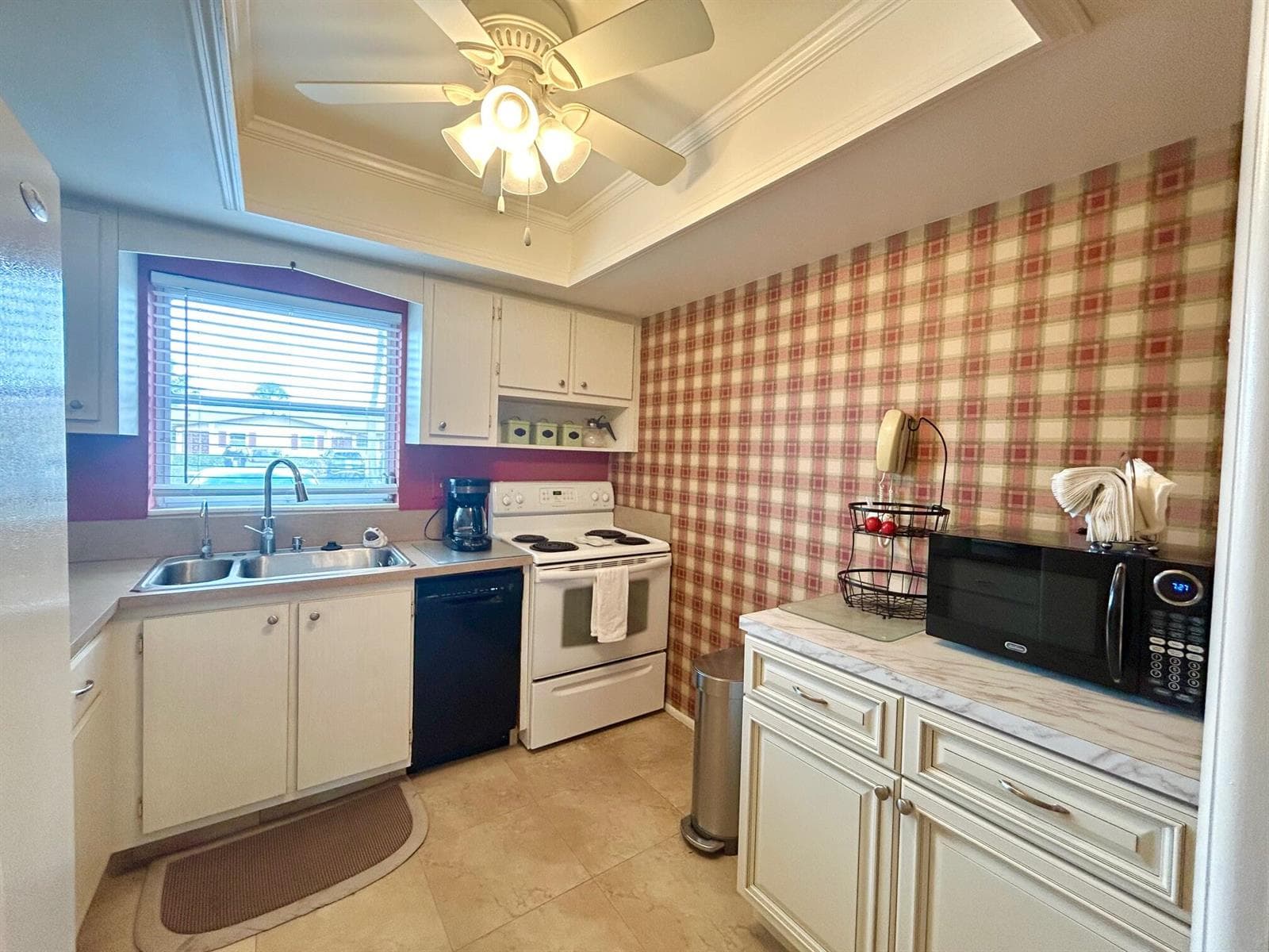 2990 Crosley Drive E # G, West Palm Beach, FL 33415 photo 4