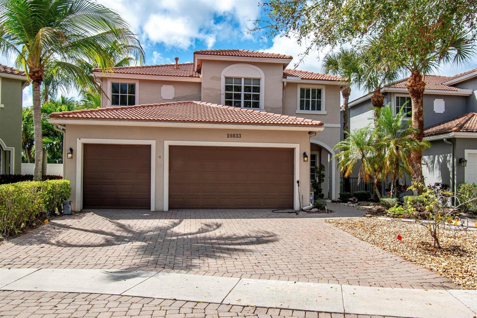 10833 Lake Wynds Court, Boynton Beach, FL 33437 photo 2