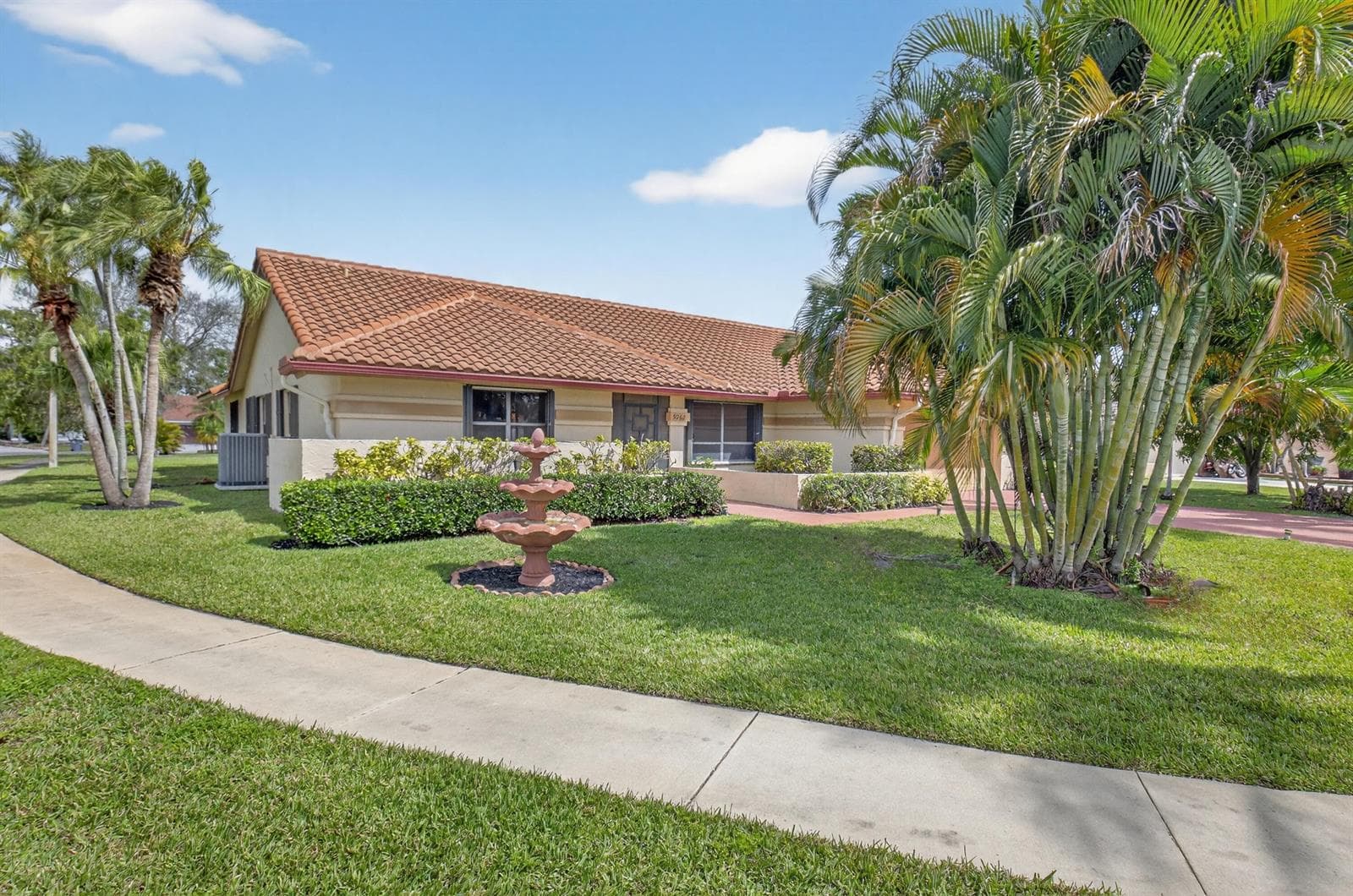 9362 Laurel Green Drive, Boynton Beach, FL 33437 photo 3