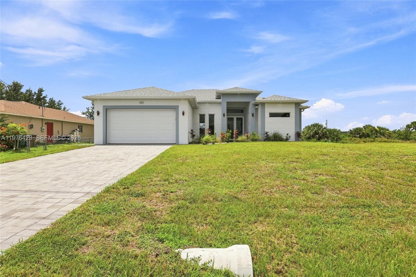 1120 NE 32nd LN, Cape Coral, FL 33990 photo 2