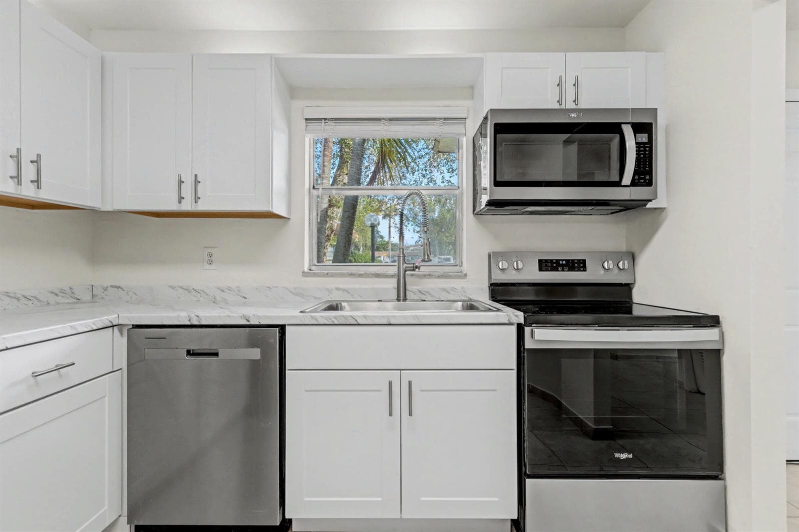 437 SW Natura Avenue # F, Deerfield Beach, FL 33441 photo 2