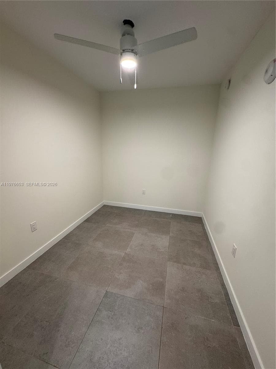 16395 Biscayne Blvd # PH 2211, North Miami Beach, FL 33160 photo 4