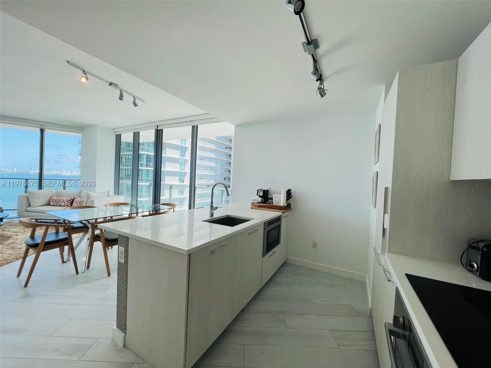 501 NE 31st St # 1606, Miami, FL 33137 photo 4