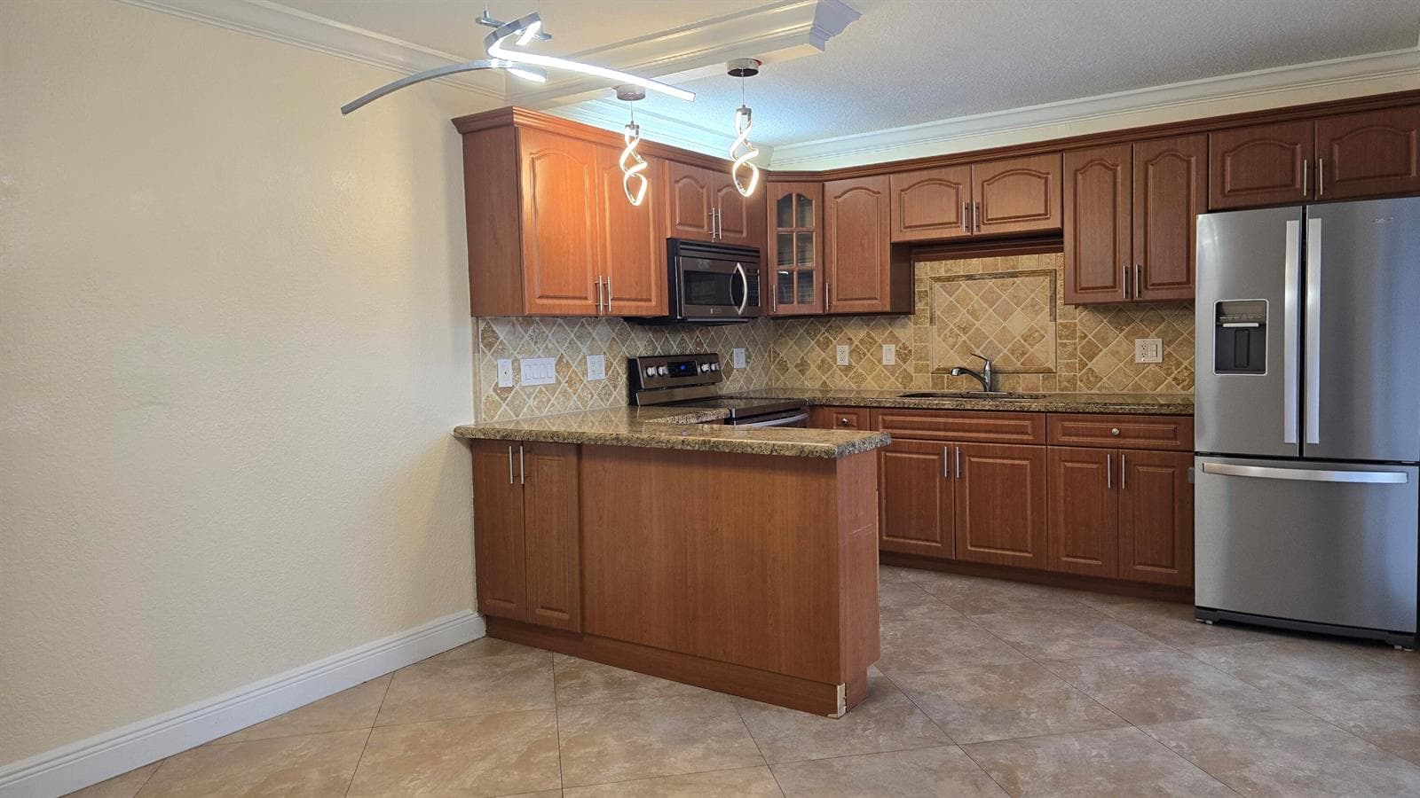 257 Lake Arbor Drive, Palm Springs, FL 33461 photo 5