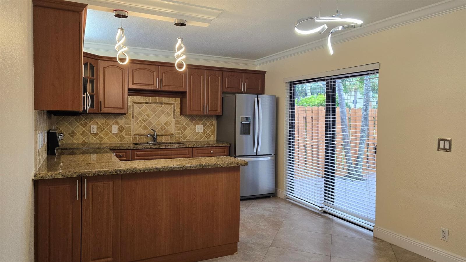 257 Lake Arbor Drive, Palm Springs, FL 33461 photo 4