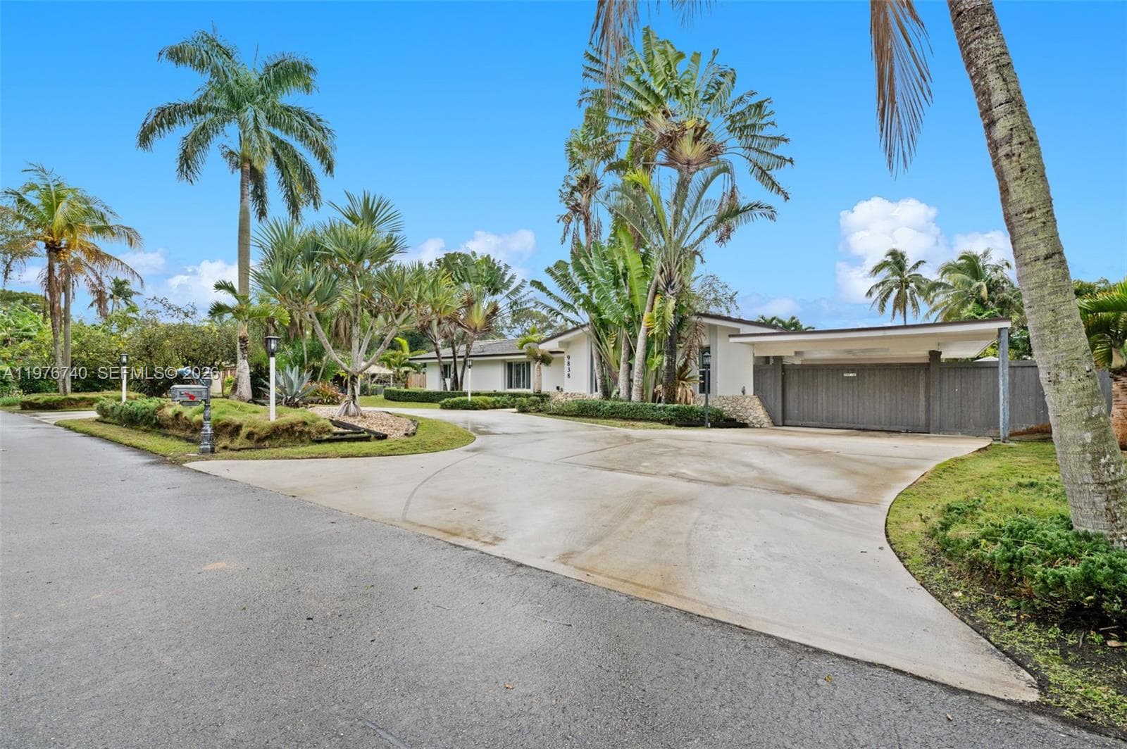 9838 SW 94th Ter, Miami, FL 33176 photo 4