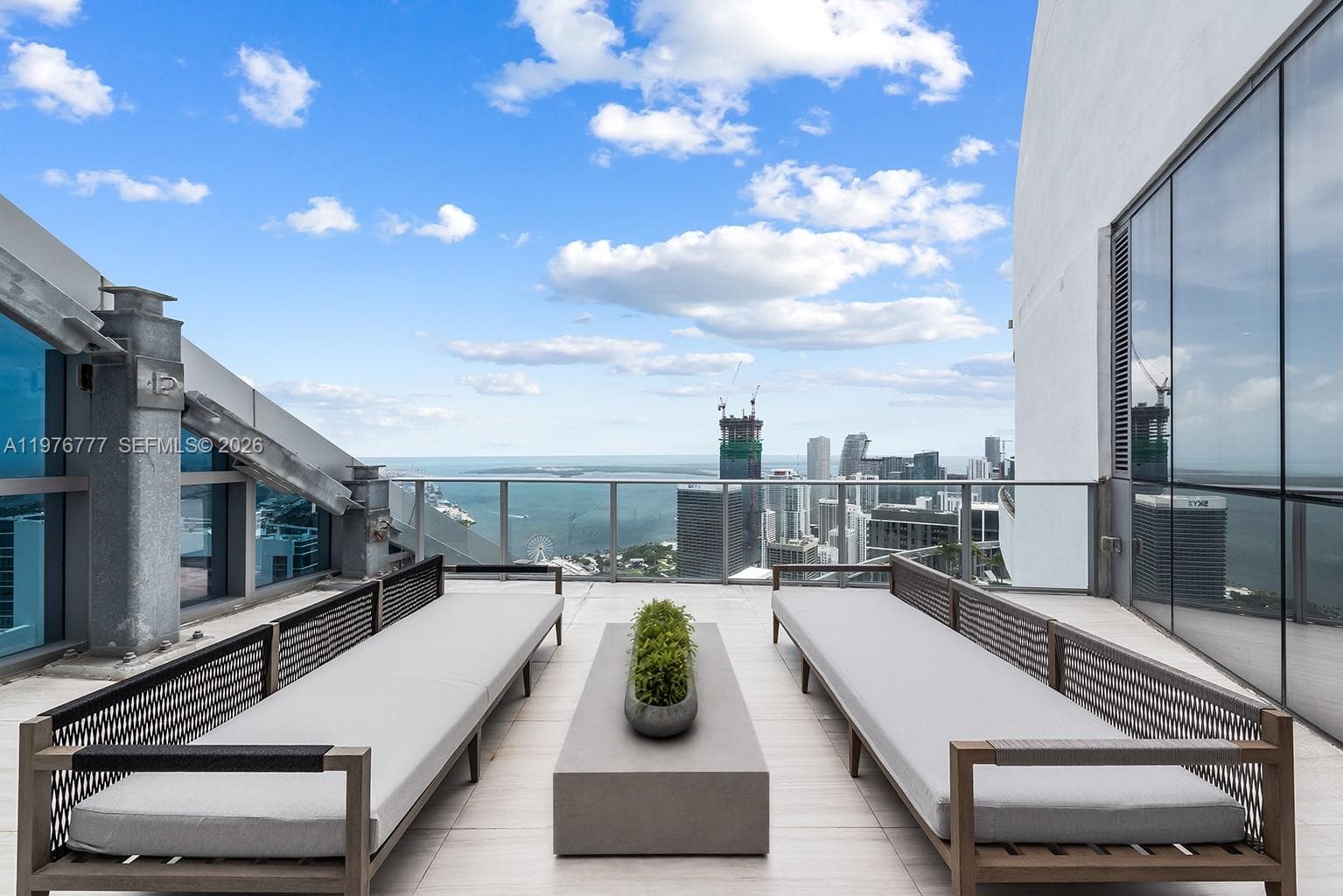 851 NE 1st Ave # PH 5700, Miami, FL 33132 photo 3