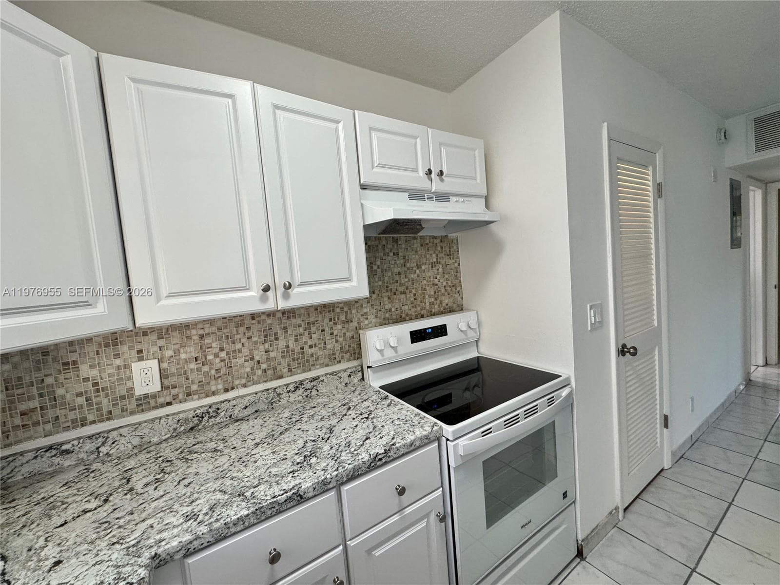 4140 Woodside Dr # 107, Coral Springs, FL 33065 photo 4