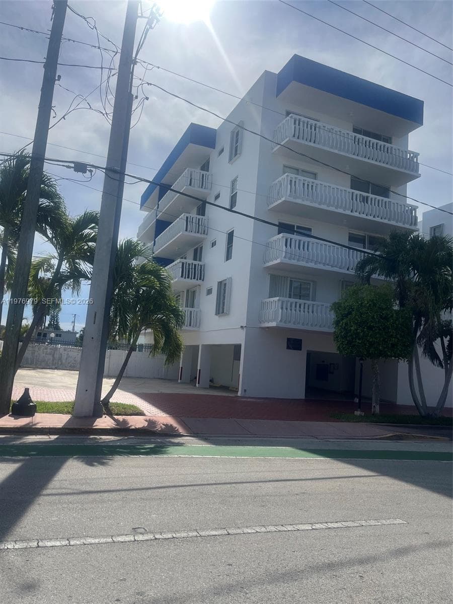 8530 Byron Ave # 402, Miami Beach, FL 33141 photo 2