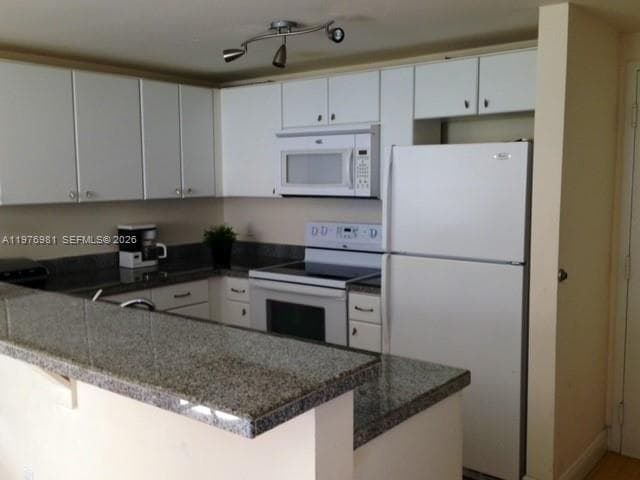 2740 SW 28th Ter # 304, Miami, FL 33133 photo 3