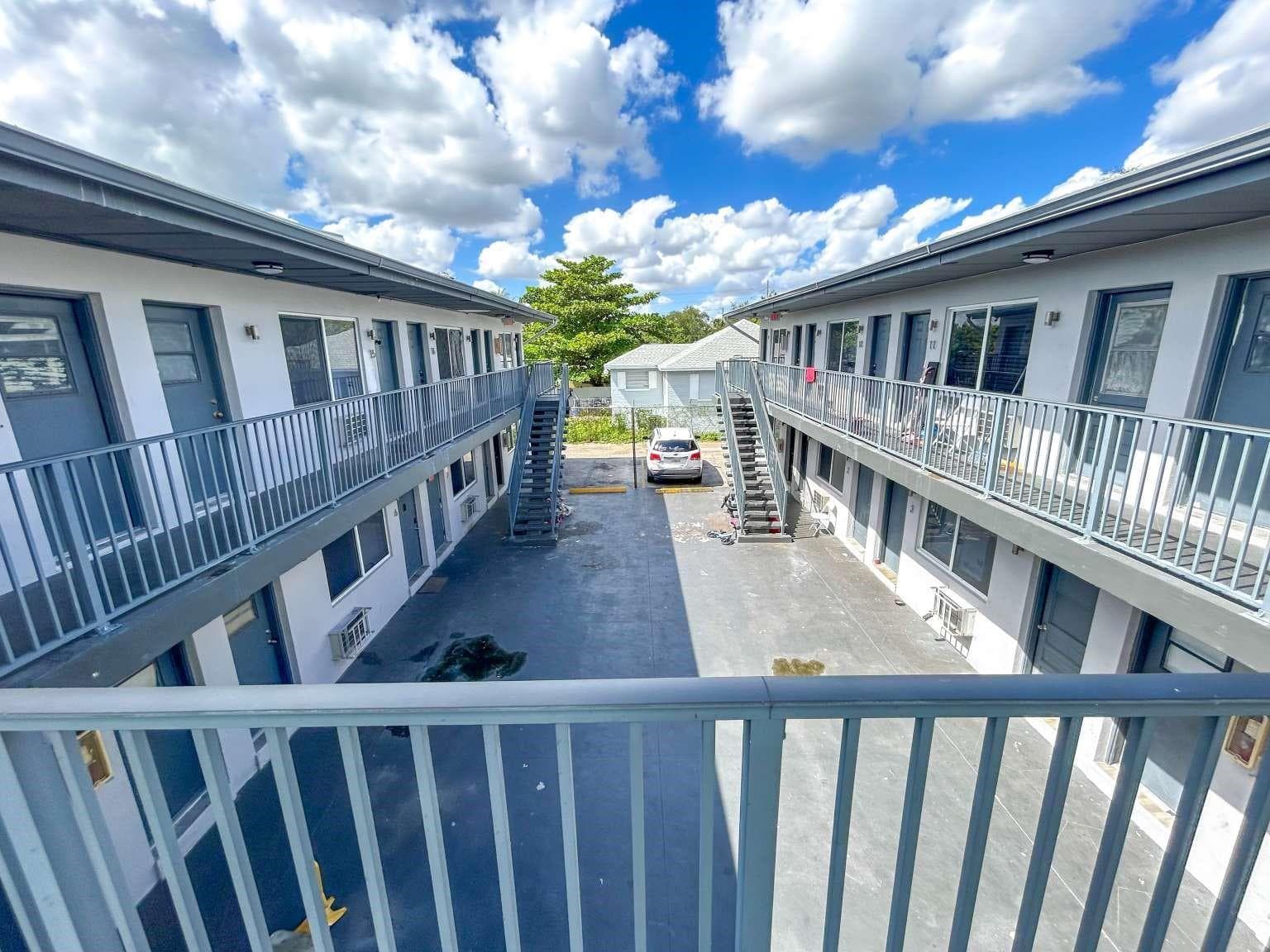 734 NW 80th Street, Miami, FL 33150 photo 5