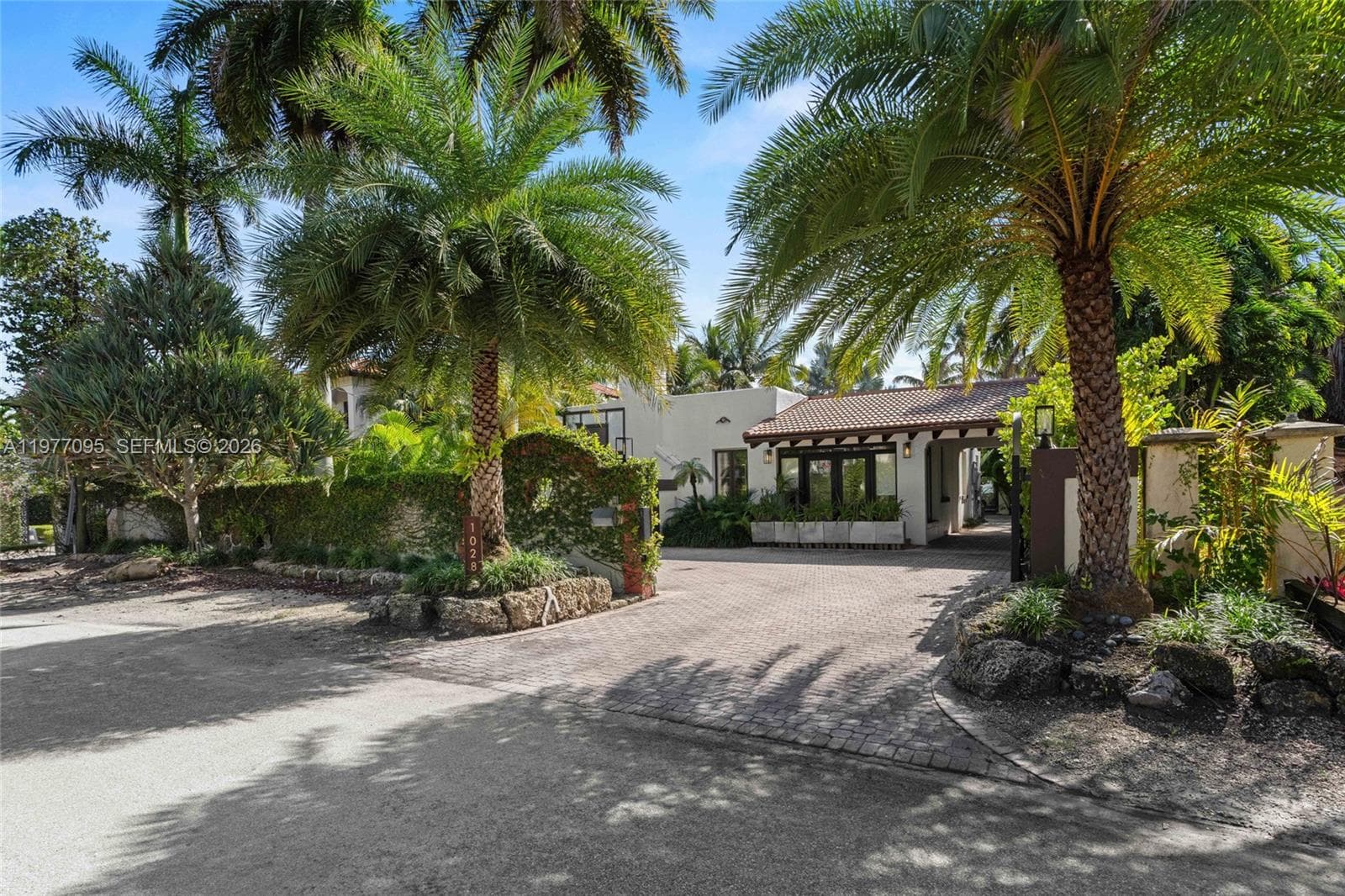 1028 NE 84th St, Miami, FL 33138 photo 3