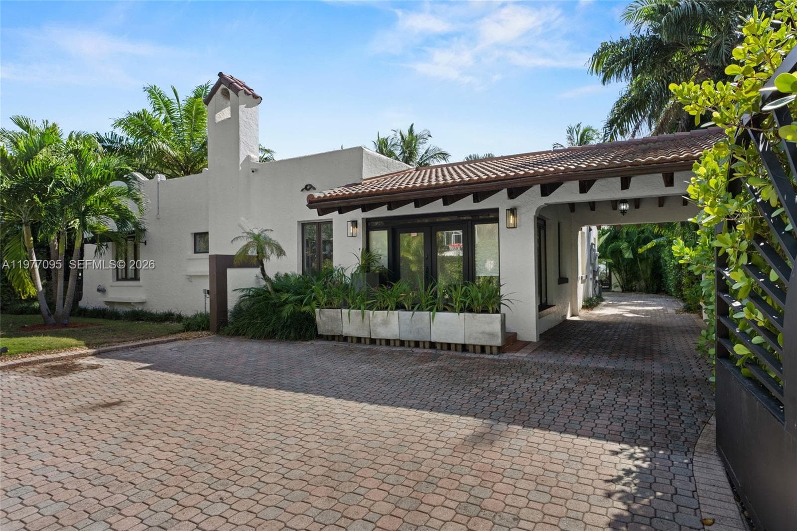 1028 NE 84th St, Miami, FL 33138 photo 4