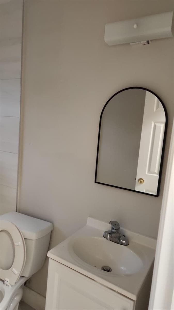 1104 State Street # B, West Palm Beach, FL 33407 photo 3
