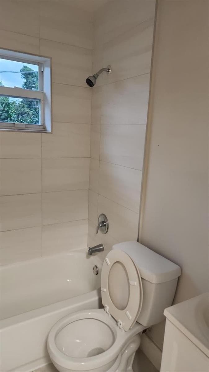 1104 State Street # B, West Palm Beach, FL 33407 photo 4