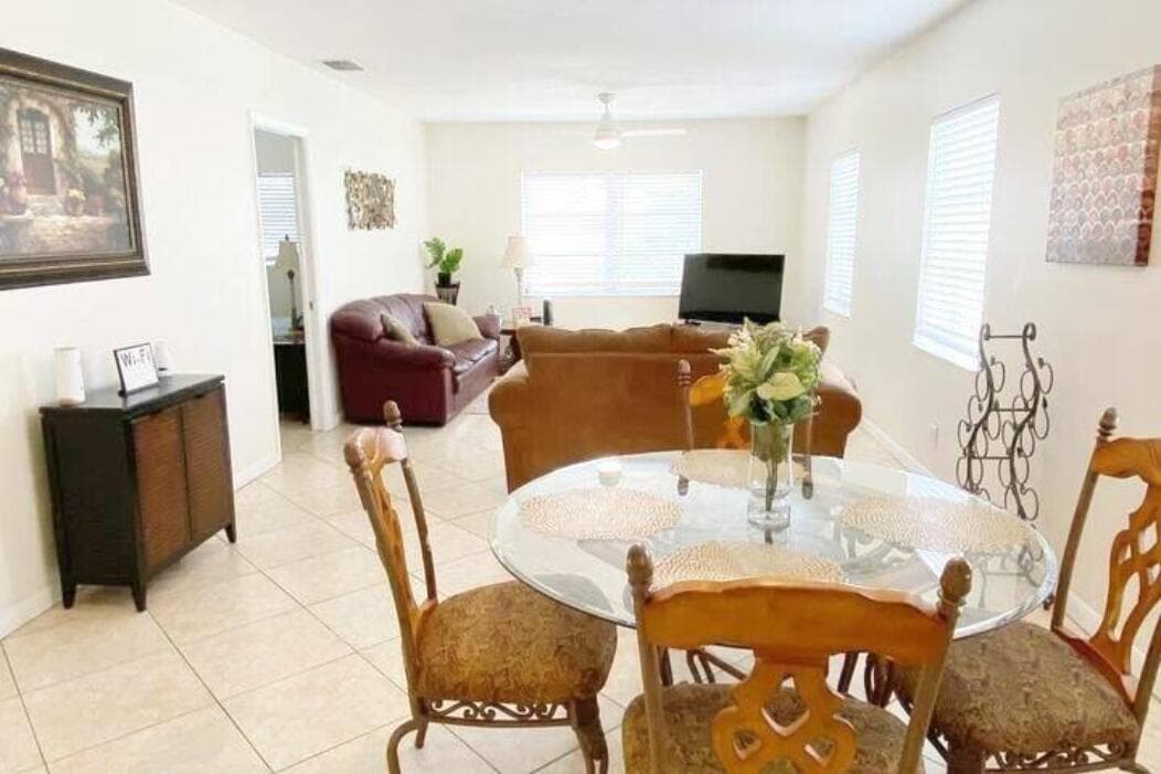 308 Southwind Court # 8, North Palm Beach, FL 33408