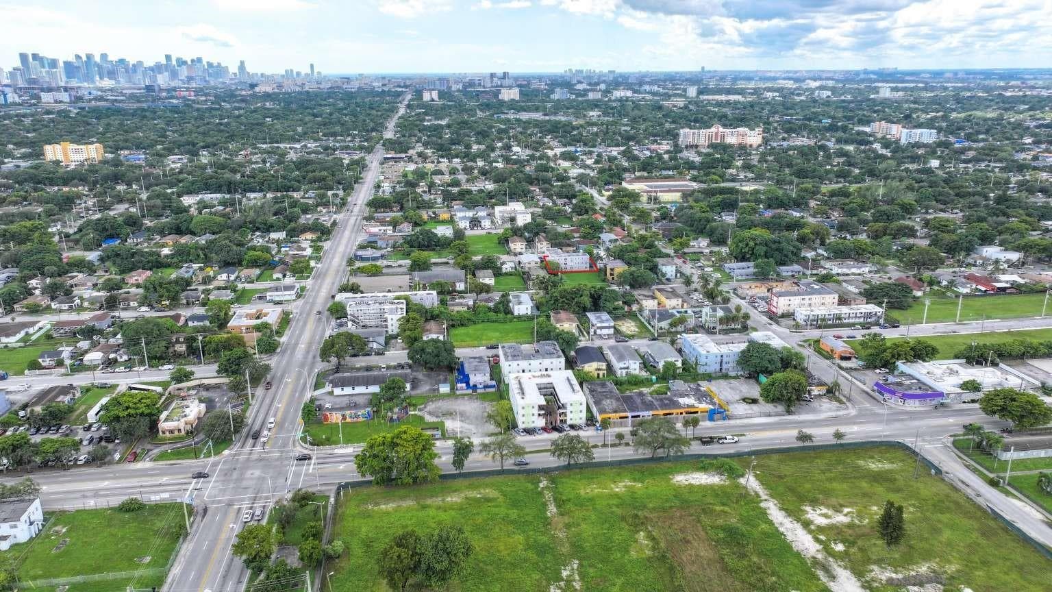 1261 NW 59th Street, Miami, FL 33142 photo 2