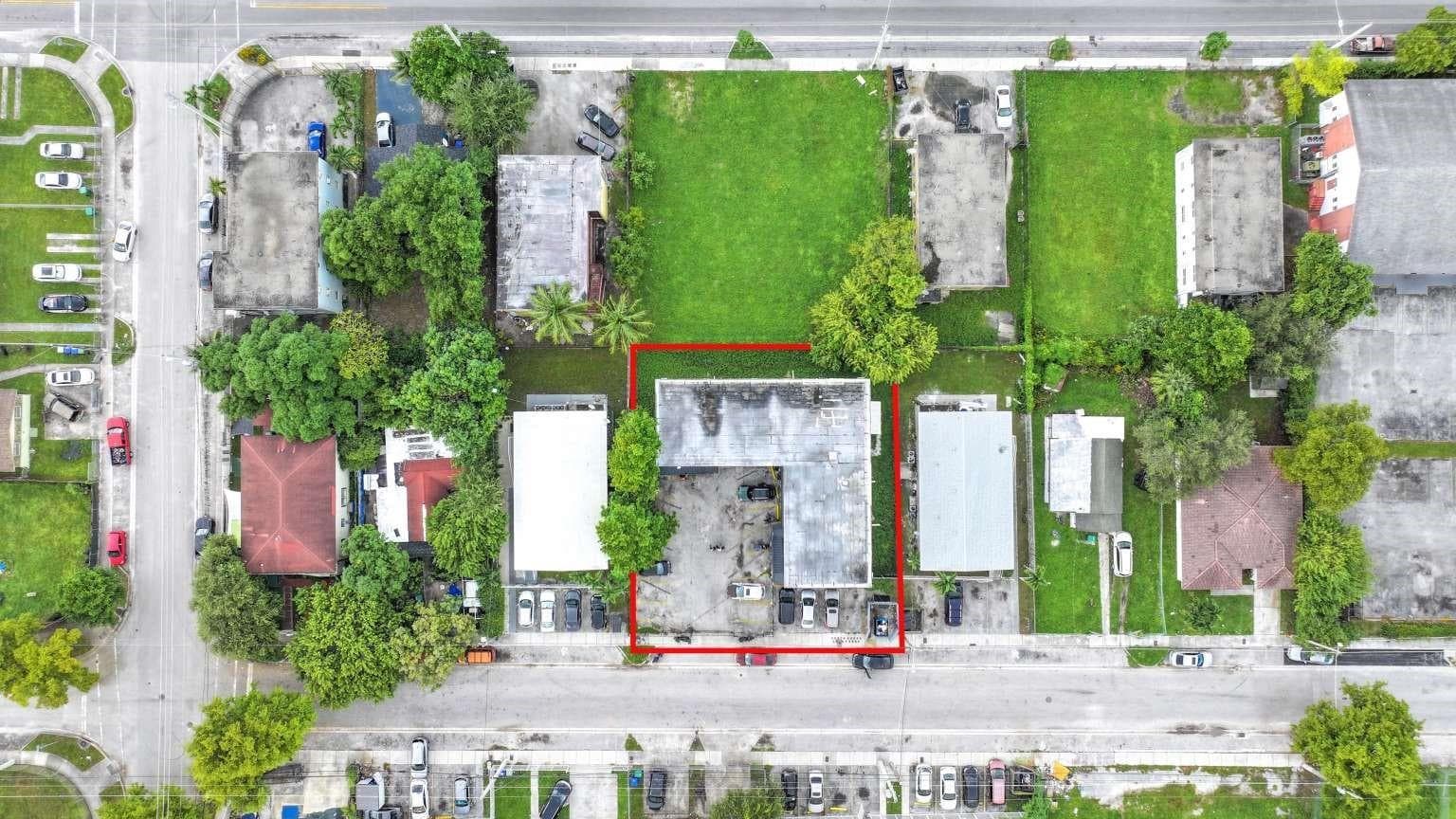 1261 NW 59th Street, Miami, FL 33142 photo 5