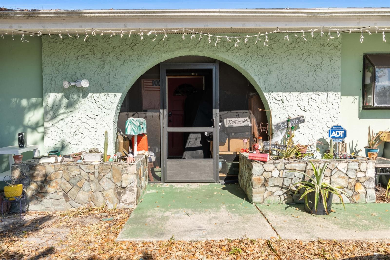 712 Bianca Drive NE, Palm Bay, FL 32905 photo 2