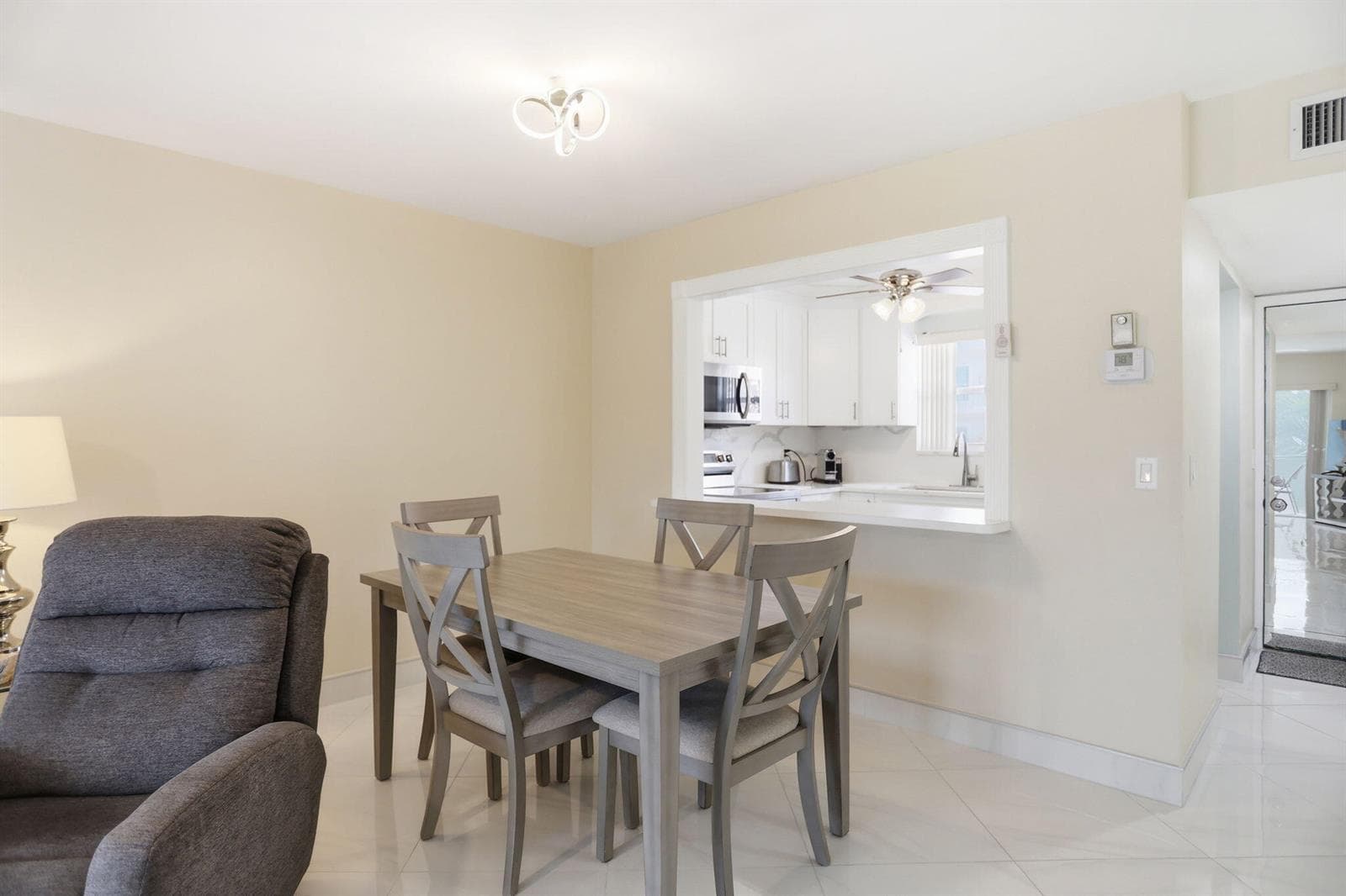 721 Lori Drive # 210, Palm Springs, FL 33461 photo 4