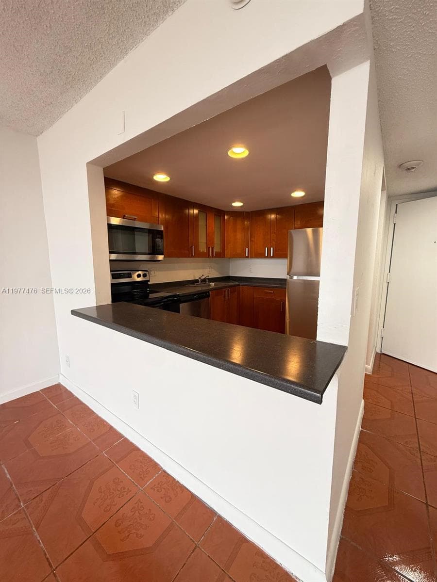 13499 Biscayne Blvd # 1114, North Miami, FL 33181 photo 2