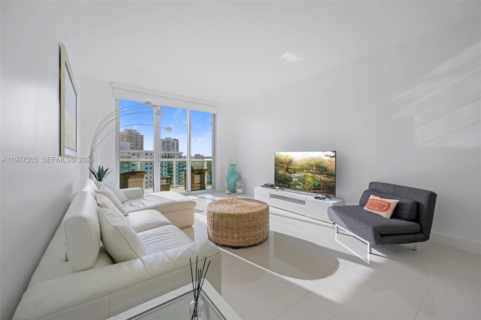 19370 Collins Ave # PH-14, Sunny Isles Beach, FL 33160 photo 3