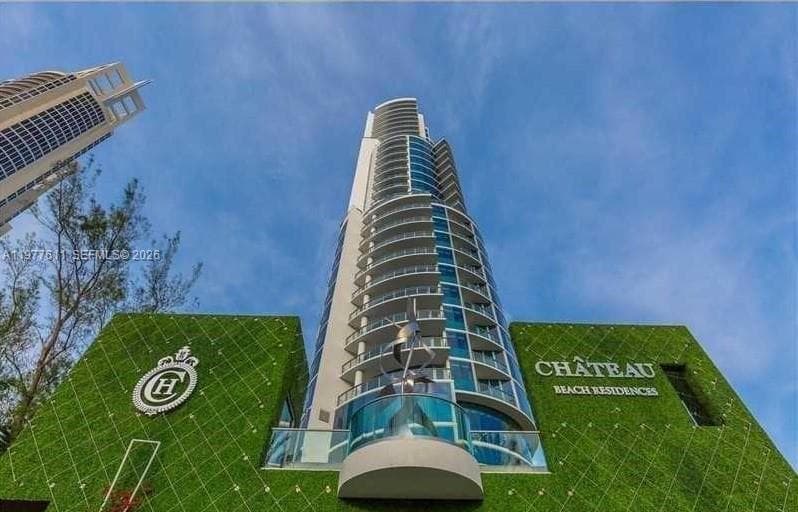 17475 Collins Ave # 904, Miami Beach, FL 33160 photo 2