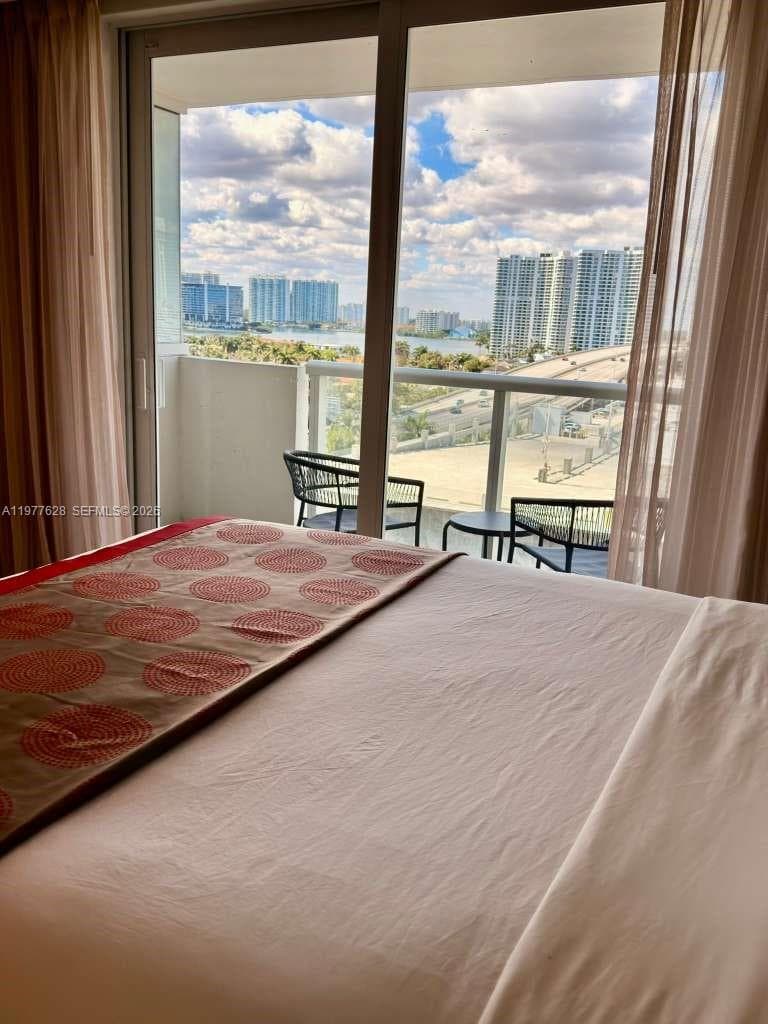 19201 Collins Ave # 933, Sunny Isles Beach, FL 33160 photo 4