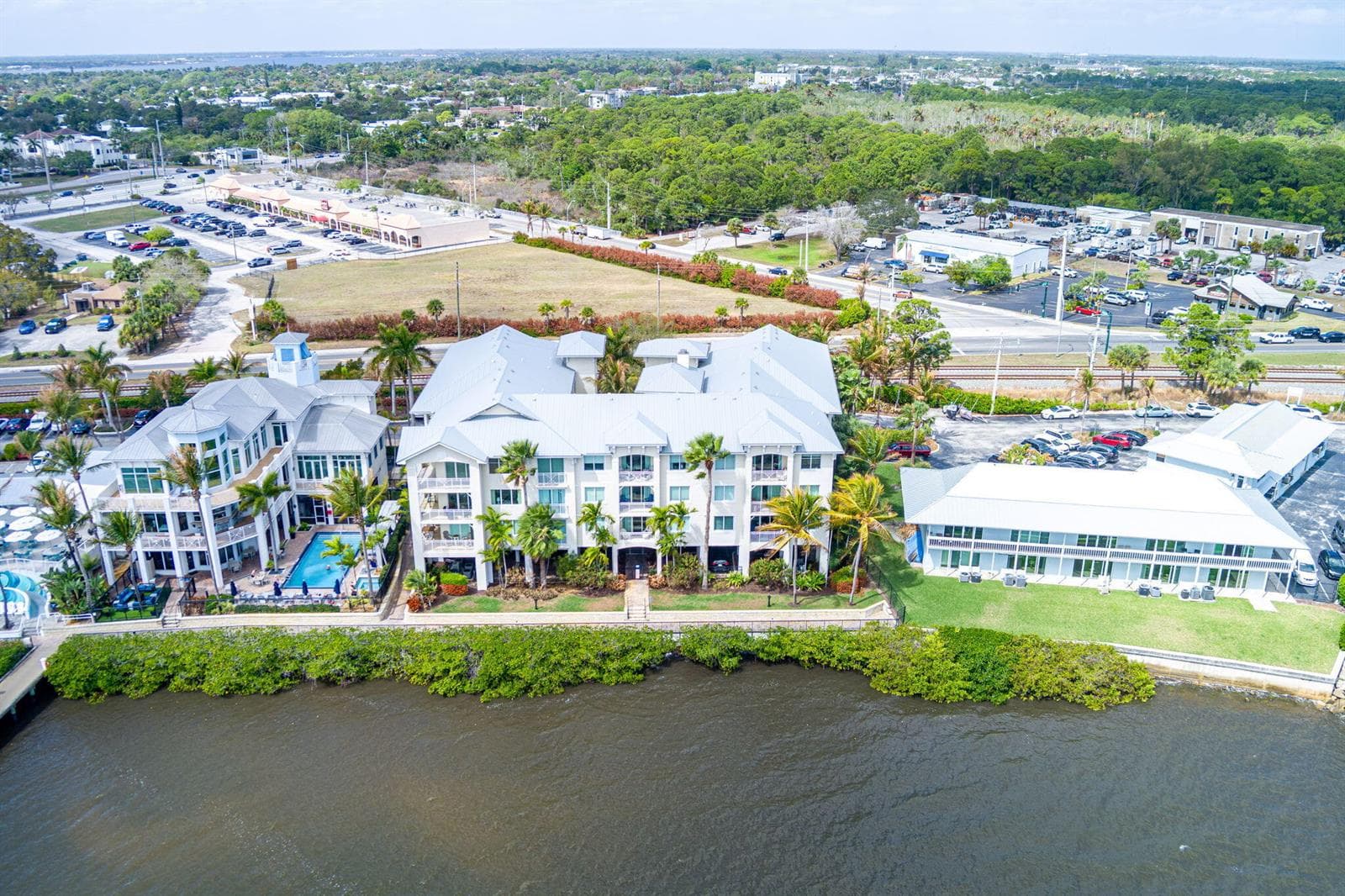 975 NW Flagler Avenue # 302, Stuart, FL 34994 photo 2