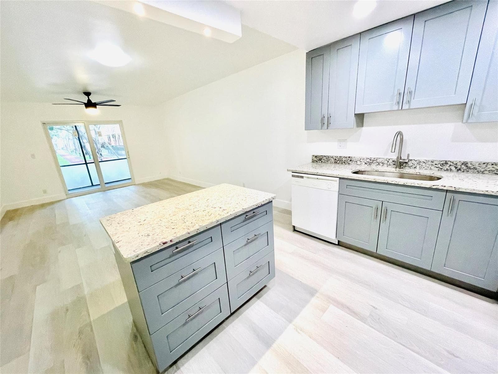 257 S Cypress Road # 414, Pompano Beach, FL 33060 photo 3