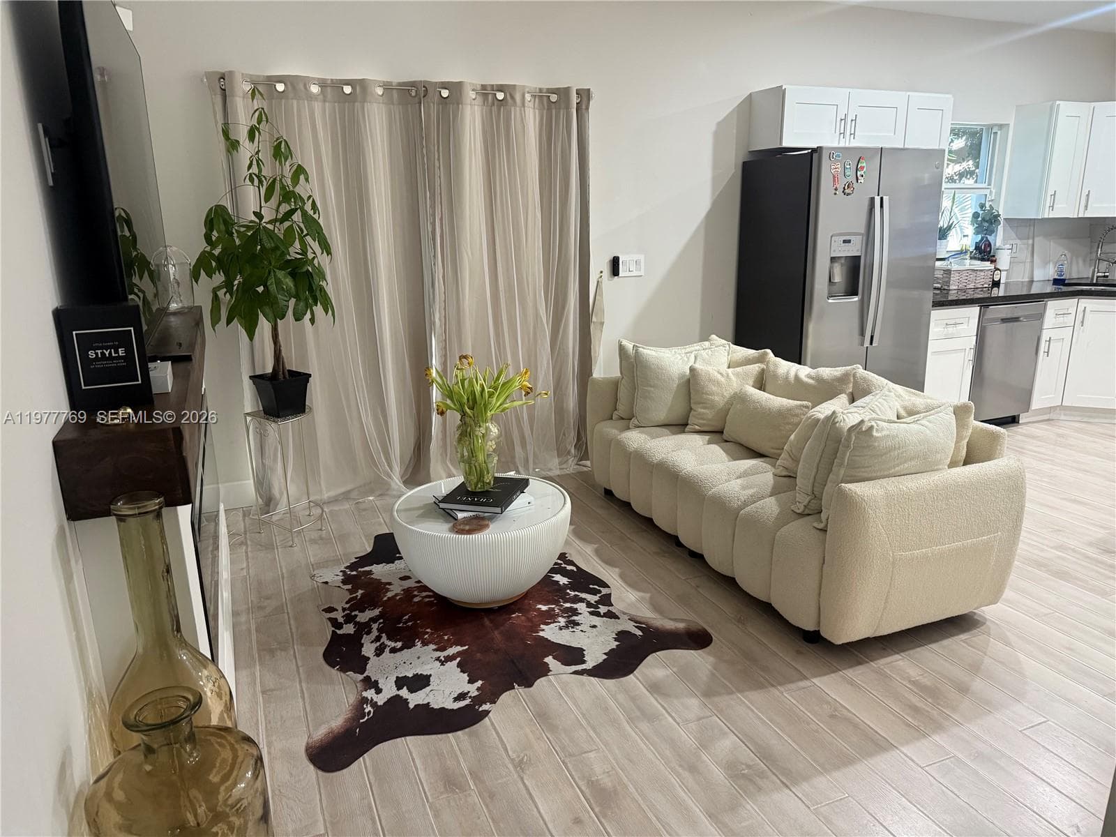 1035 NW 2nd Ave, Fort Lauderdale, FL 33311 photo 2