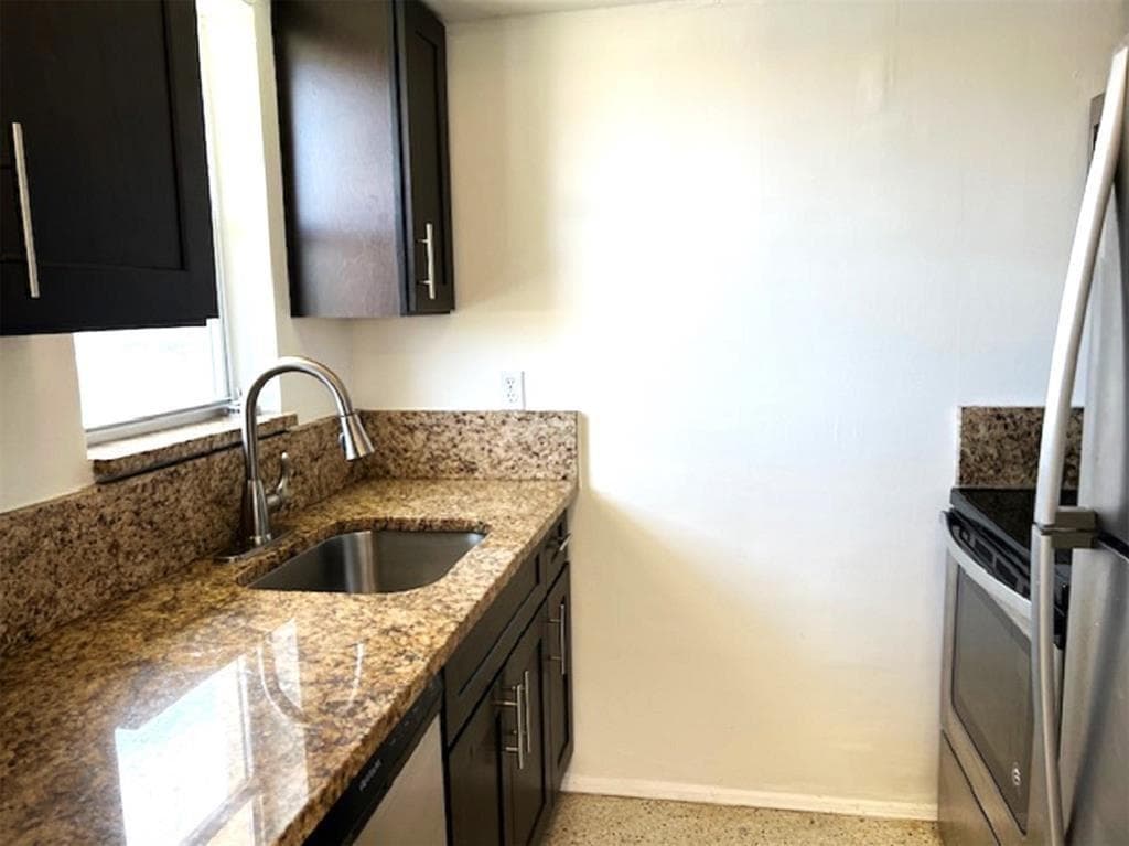 270 NE 40th Street # 26, Oakland Park, FL 33334 photo 5