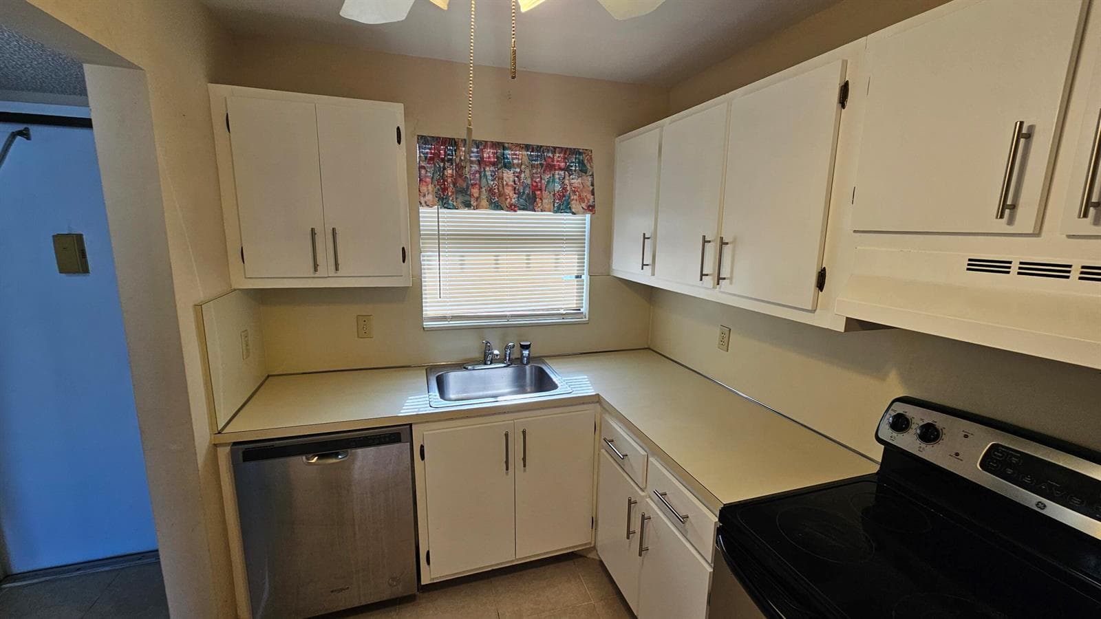 4640 Lucerne Lakes Boulevard W # 303, Lake Worth, FL 33467 photo 3