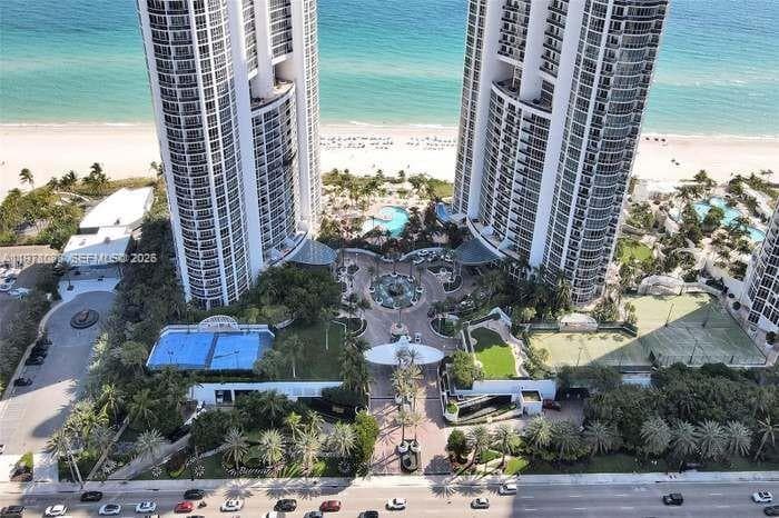 18201 Collins Ave # 1202, Sunny Isles Beach, FL 33160 photo 5