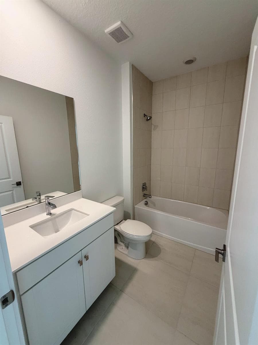 6570 SE Park Trace Drive, Stuart, FL 34997 photo 3