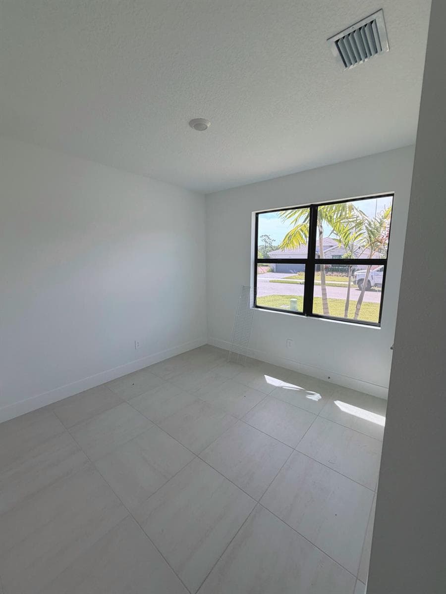 6570 SE Park Trace Drive, Stuart, FL 34997 photo 4