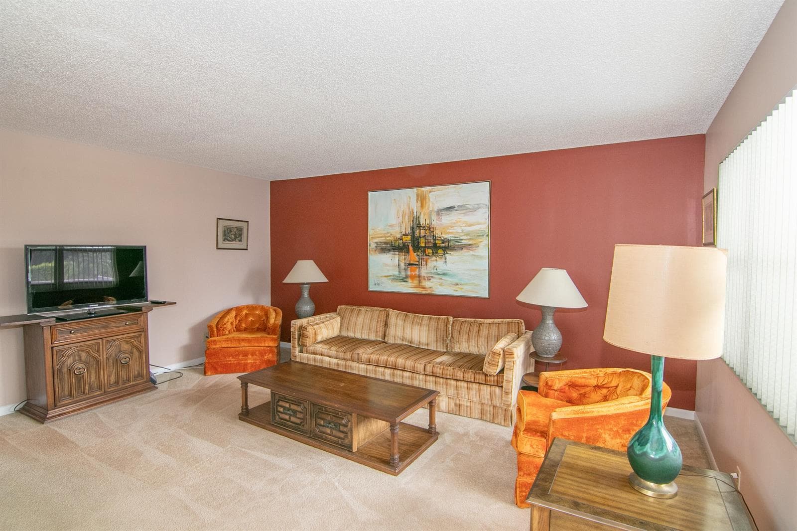 39 Burgundy A, Delray Beach, FL 33484 photo 2