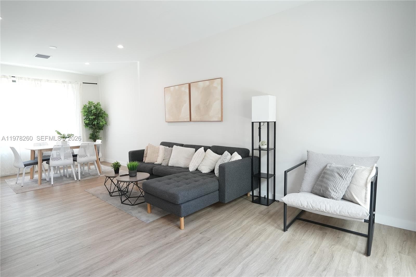 211 SE 4th St # 3, Hallandale Beach, FL 33009 photo 4