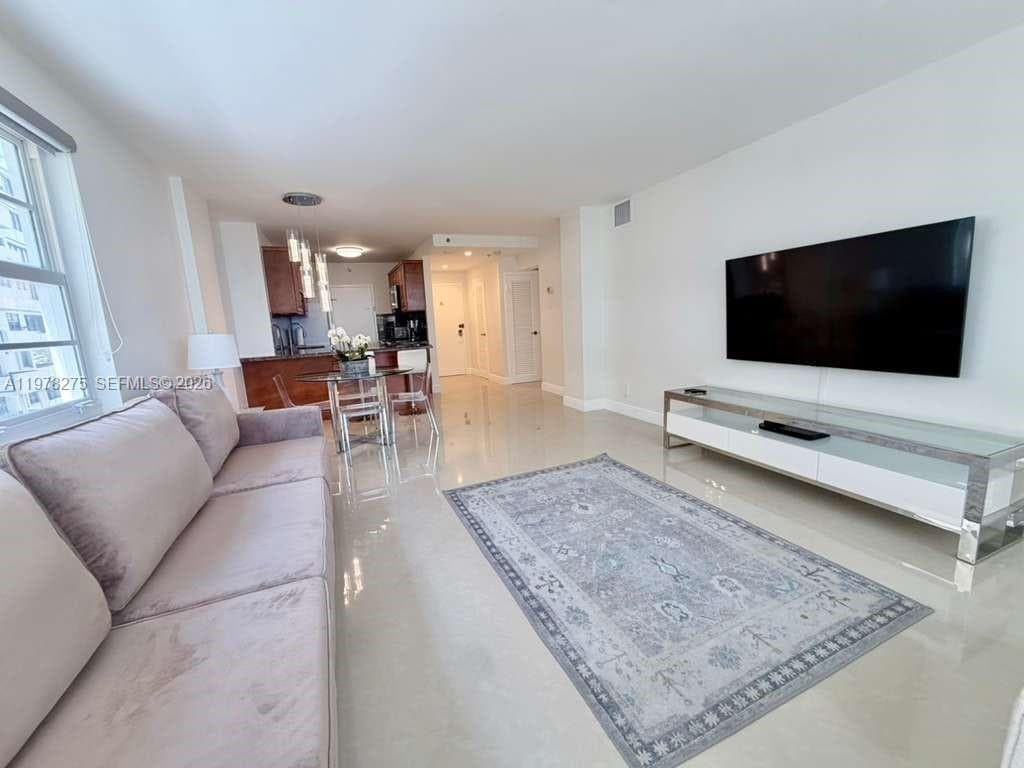 100 Lincoln Rd # 521, Miami Beach, FL 33139 photo 2